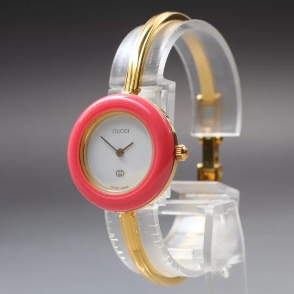 GUCCI ICONIC 14K Gold Plated LUXURY Statnent Watch - Picture 3 of 11